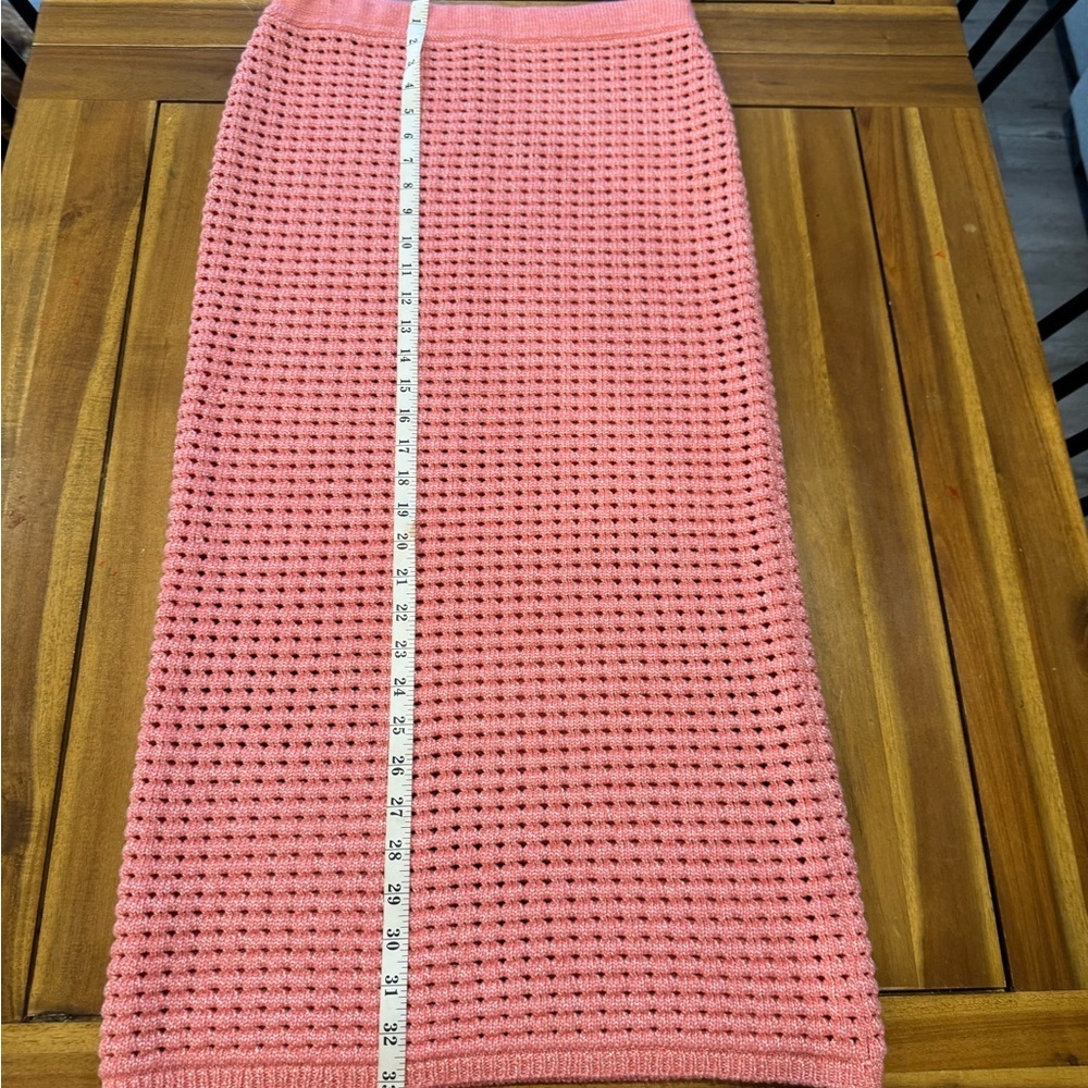 Gianni Bini Pink Crochet Eddie Skirt Size Medium- worn by Southern Charm Star!⭐️ - Picture 7 of 7